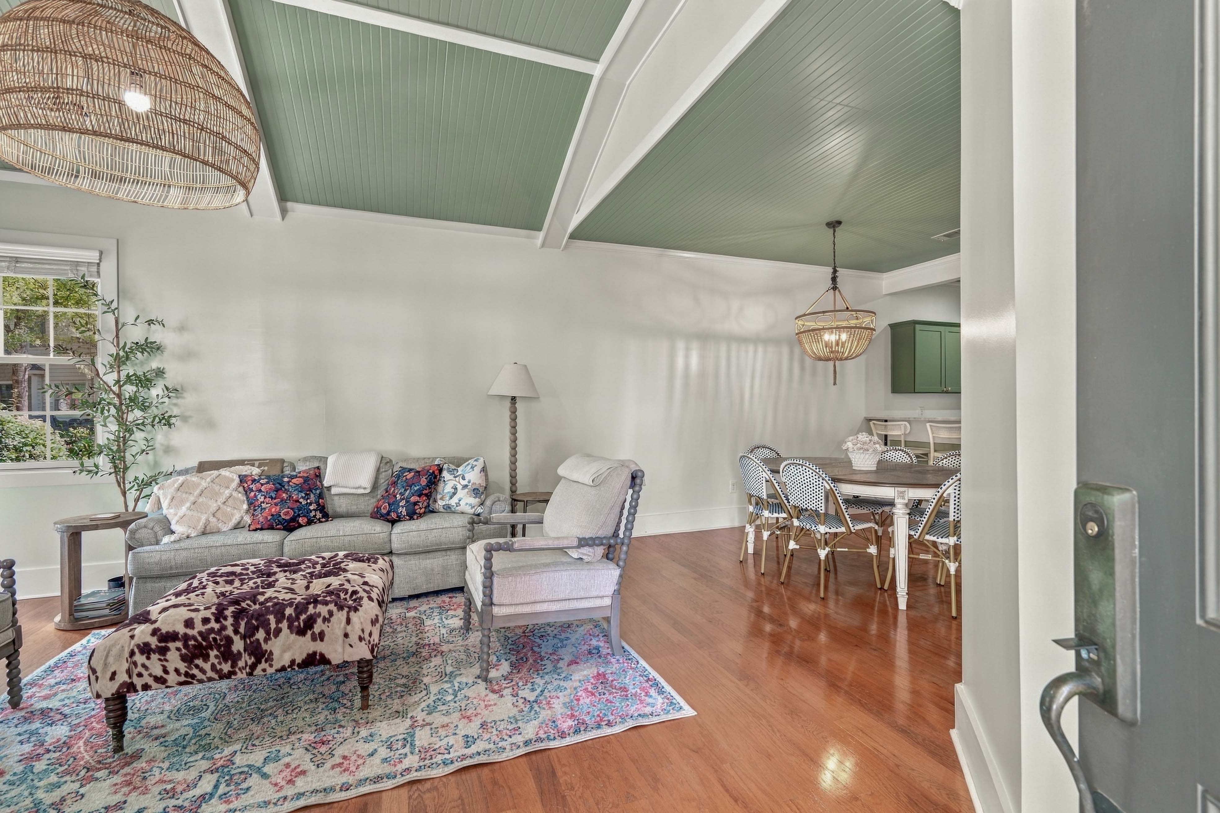 148 Edgewood Court image 5